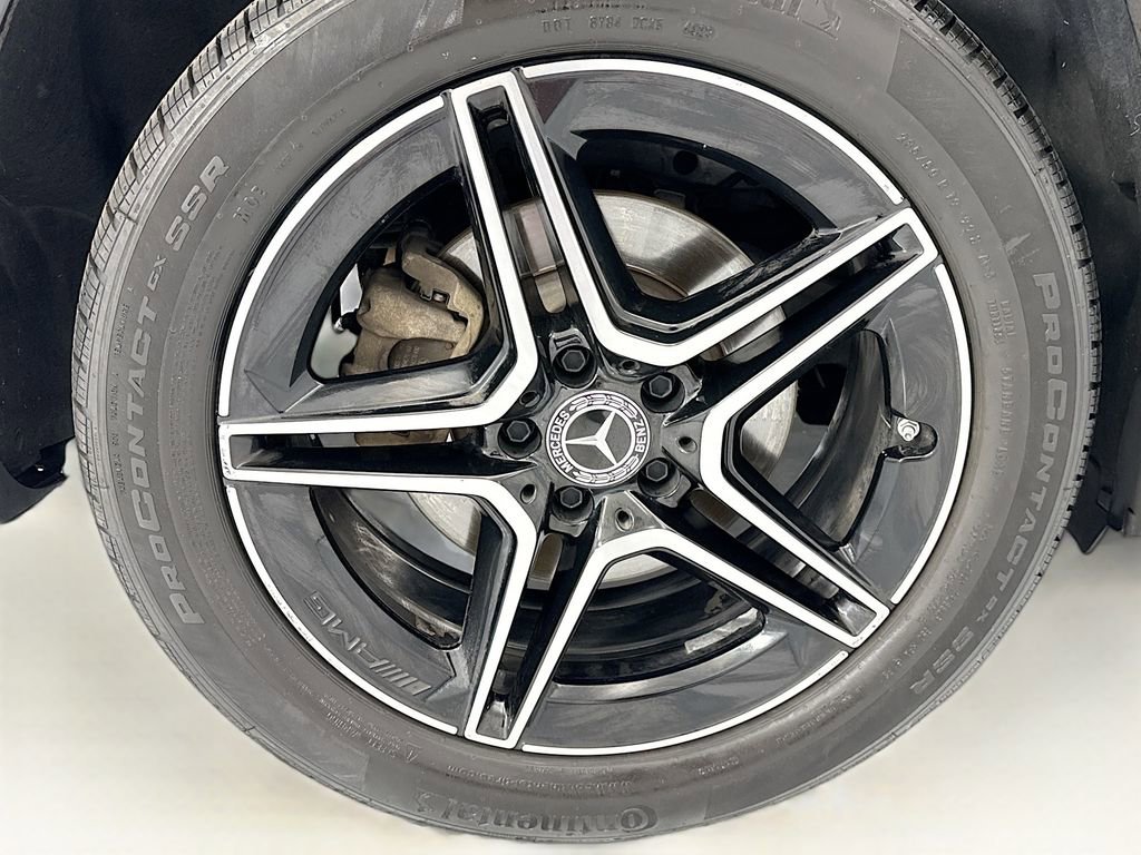 Certified 2022 Mercedes-Benz GLB 250 4MATIC image 32