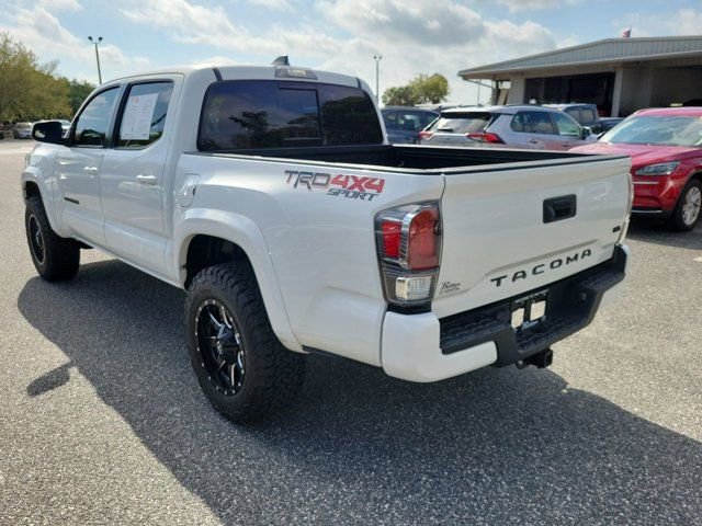 Used 2020 Toyota Tacoma TRD Sport image 12