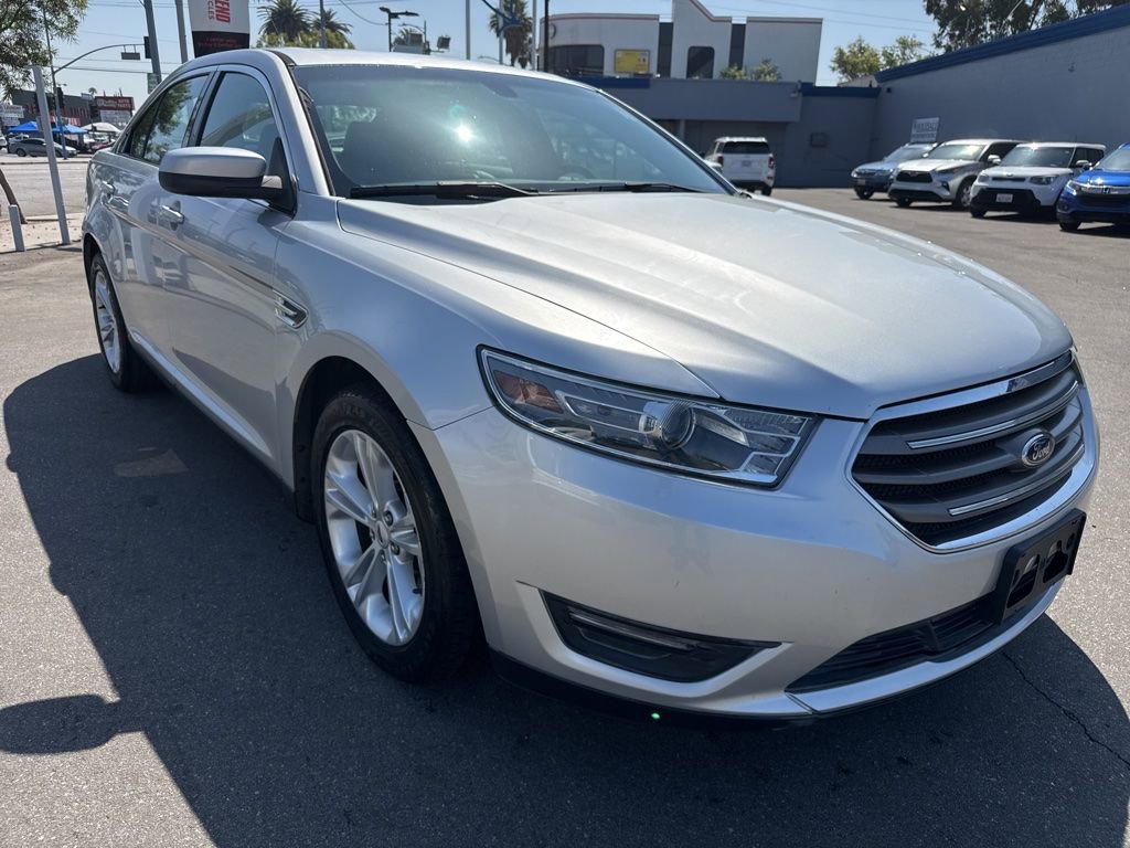 Used 2013 Ford Taurus SEL FWD image 1