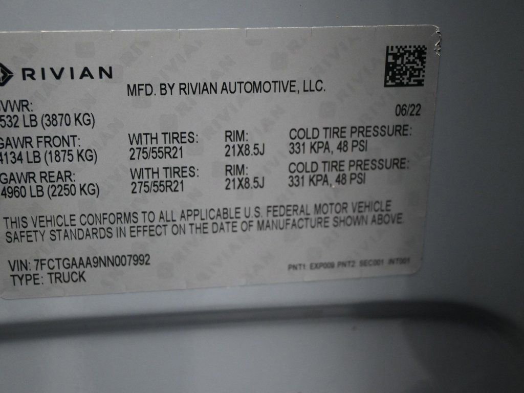 Used 2022 Rivian R1T Adventure image 8