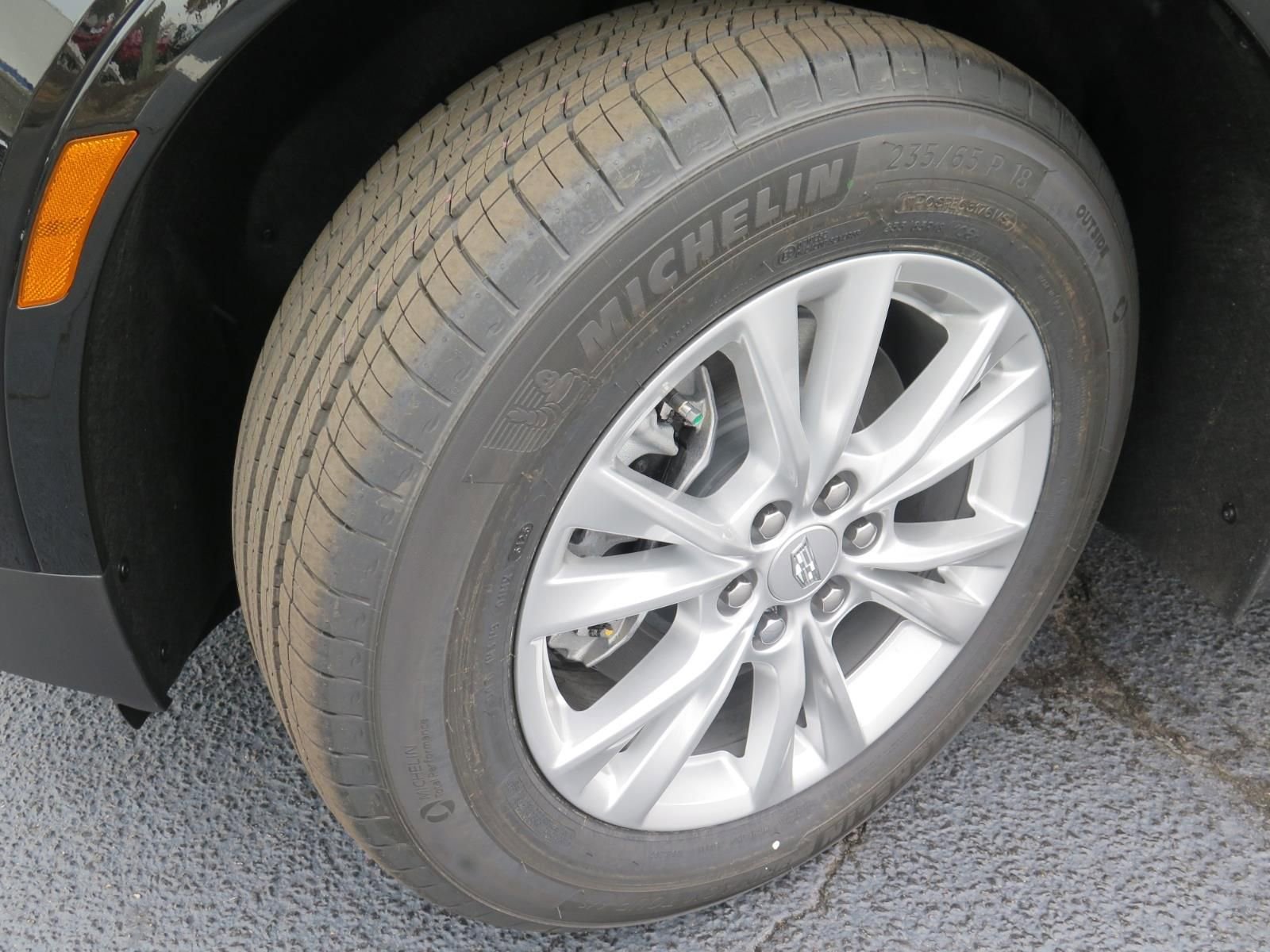 New 2026 Cadillac XT5 Luxury image 26