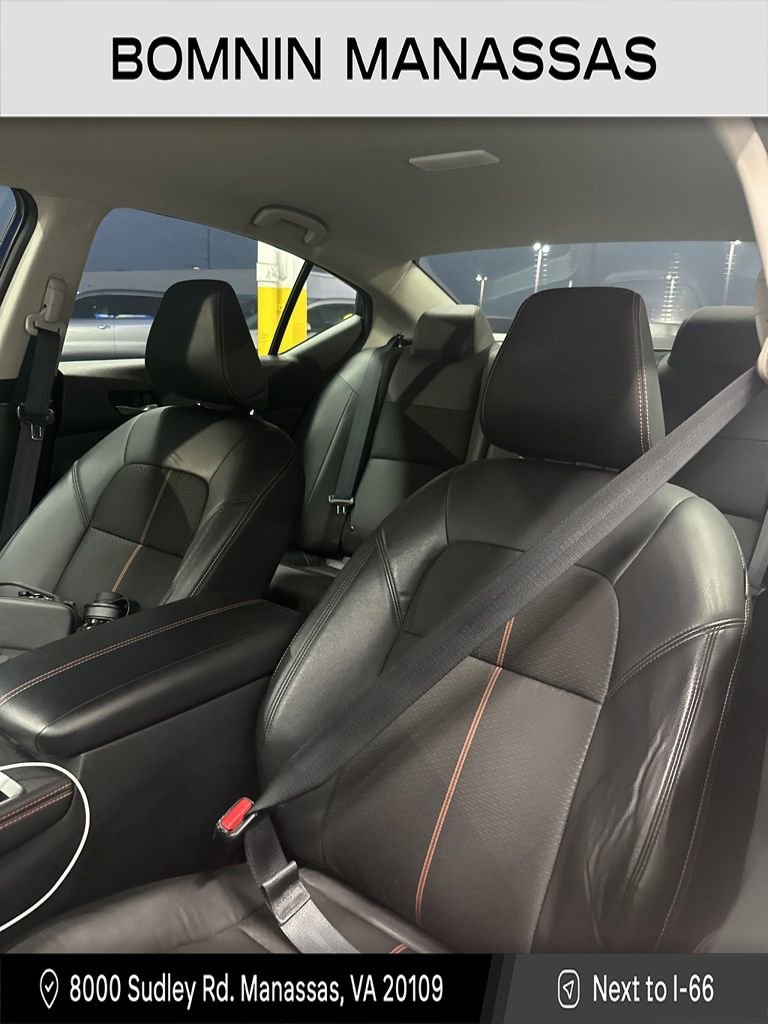 Used 2022 Nissan Altima 2.5 SR image 2