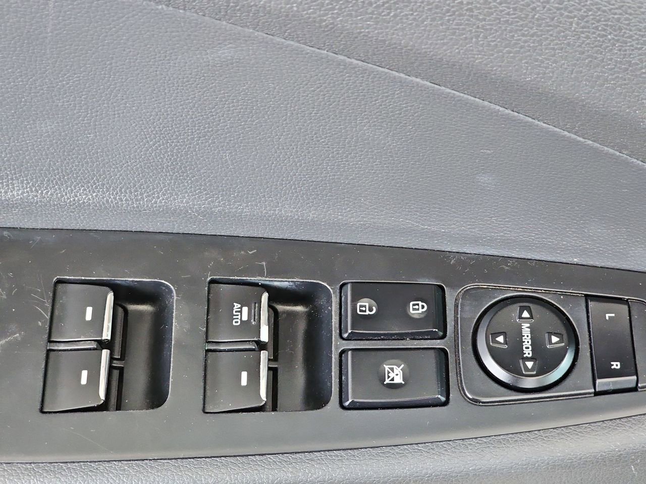 Used 2016 Hyundai Tucson Limited FWD image 33
