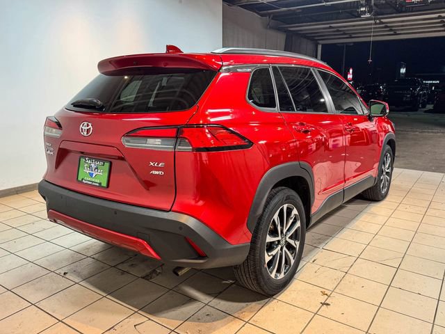 Used 2022 Toyota Corolla Cross XLE w/ Convenience Package image 9