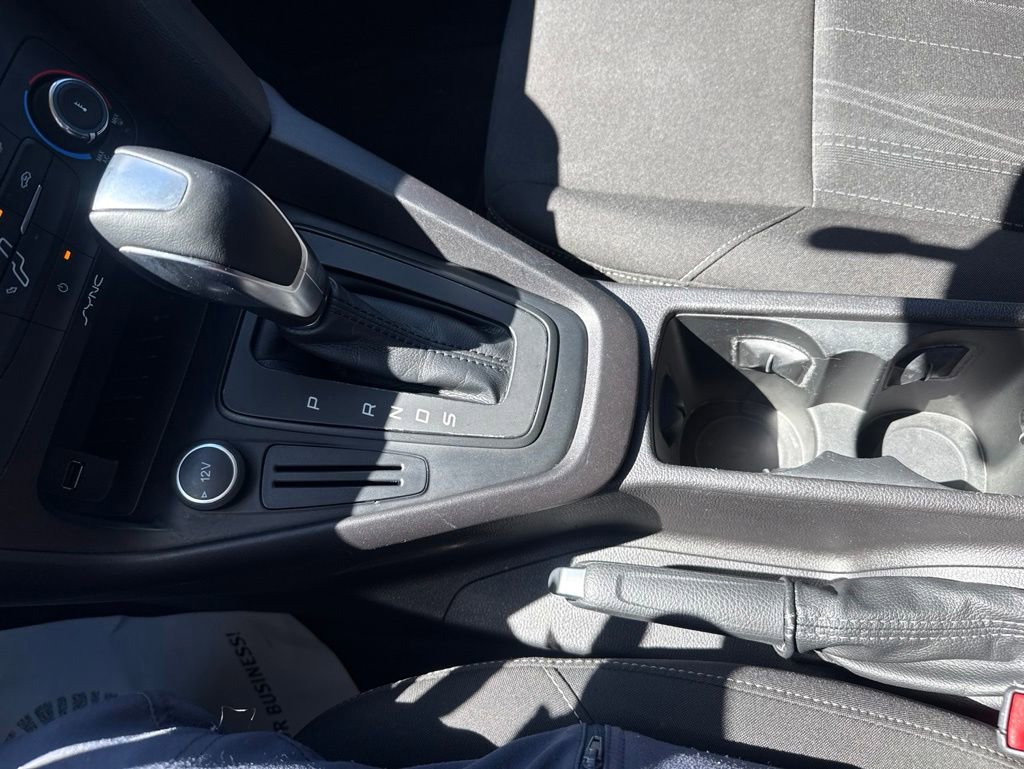 Used 2015 Ford Focus SE w/ SE Sport Package FWD image 20