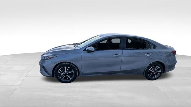 Used 2024 Kia Forte LXS image 4