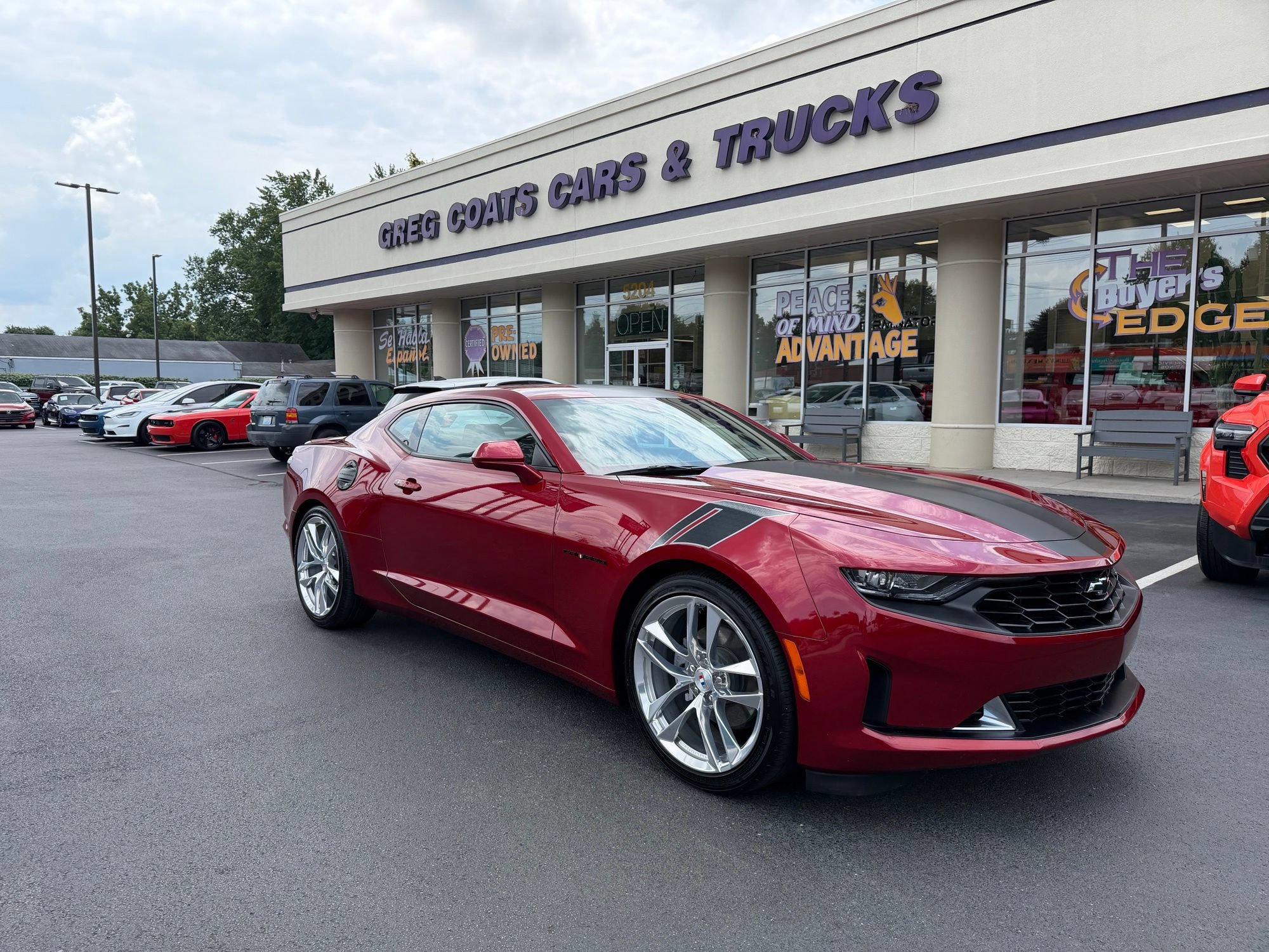 Used 2024 Chevrolet Camaro LT w/ Design Package 2
