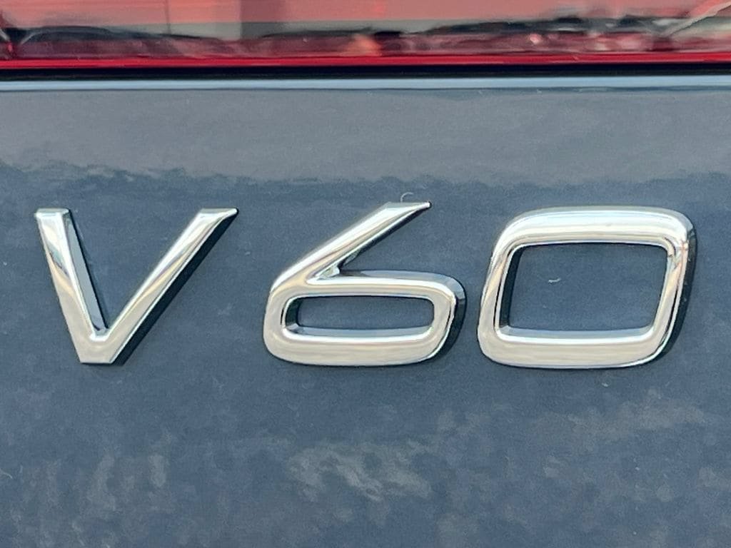 New 2026 Volvo V60 B5 Cross Country Plus w/ Protection Package Premier AWD/4WD image 36