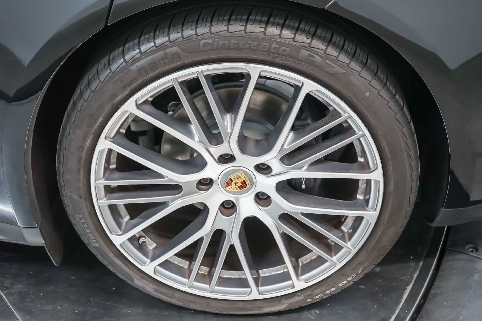 Certified 2023 Porsche Panamera Platinum Edition RWD image 13