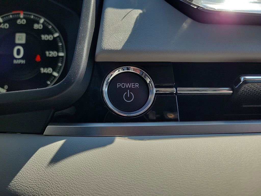 New 2025 Mitsubishi Outlander SEL image 20