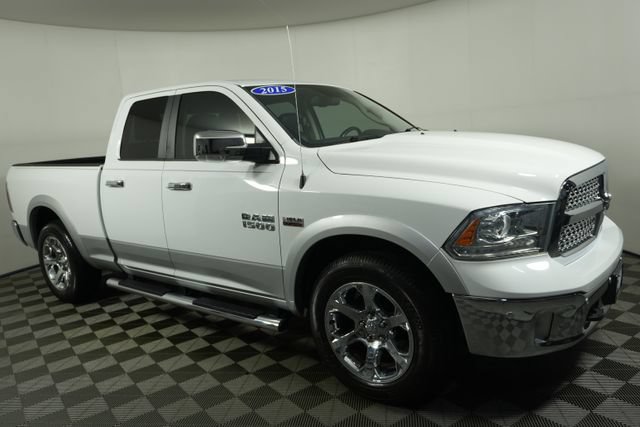 Used 2015 RAM 1500 Laramie w/ Convenience Group AWD/4WD image 2