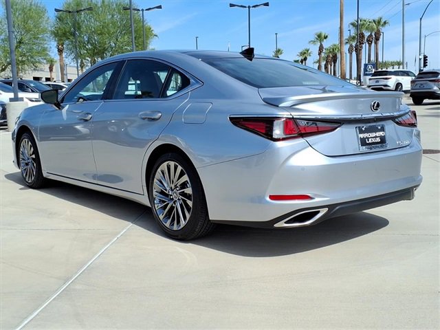 New 2025 Lexus ES 350 Ultra Luxury image 3