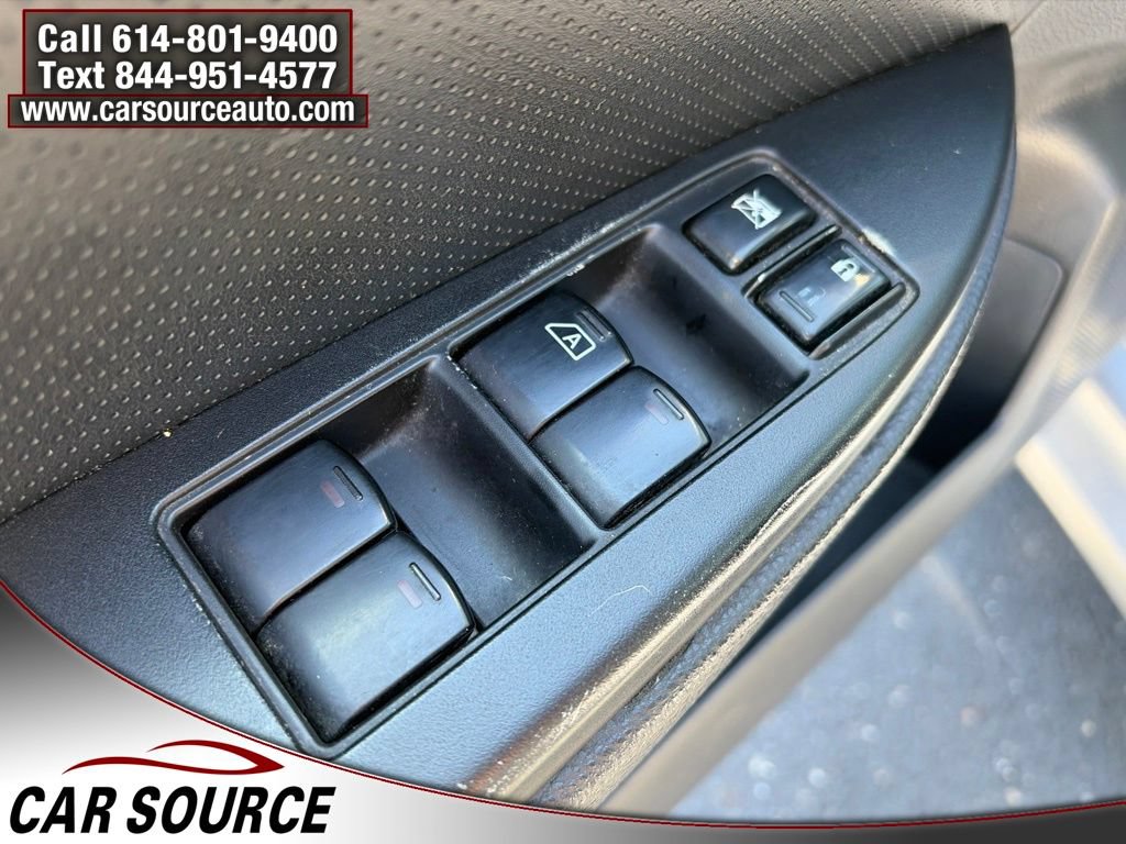 Used 2010 Subaru Legacy 2.5i Limited AWD/4WD image 17