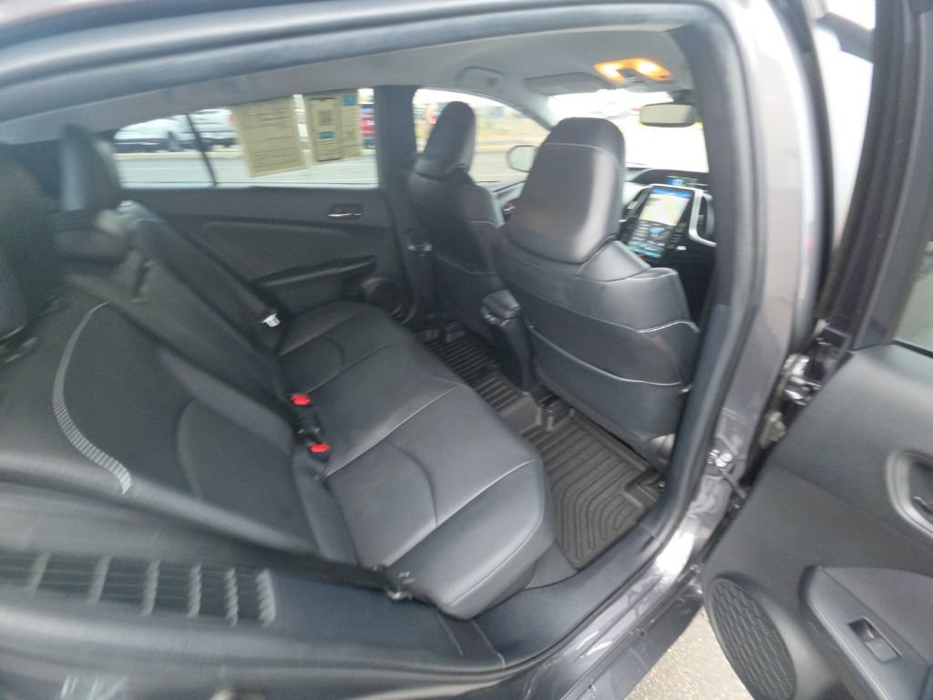 Used 2021 Toyota Prius Prime Limited w/ Carpet Mat Package (TMS) FWD image 31