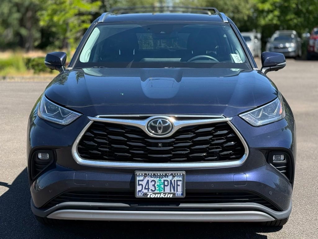 Used 2023 Toyota Highlander Platinum AWD/4WD image 8