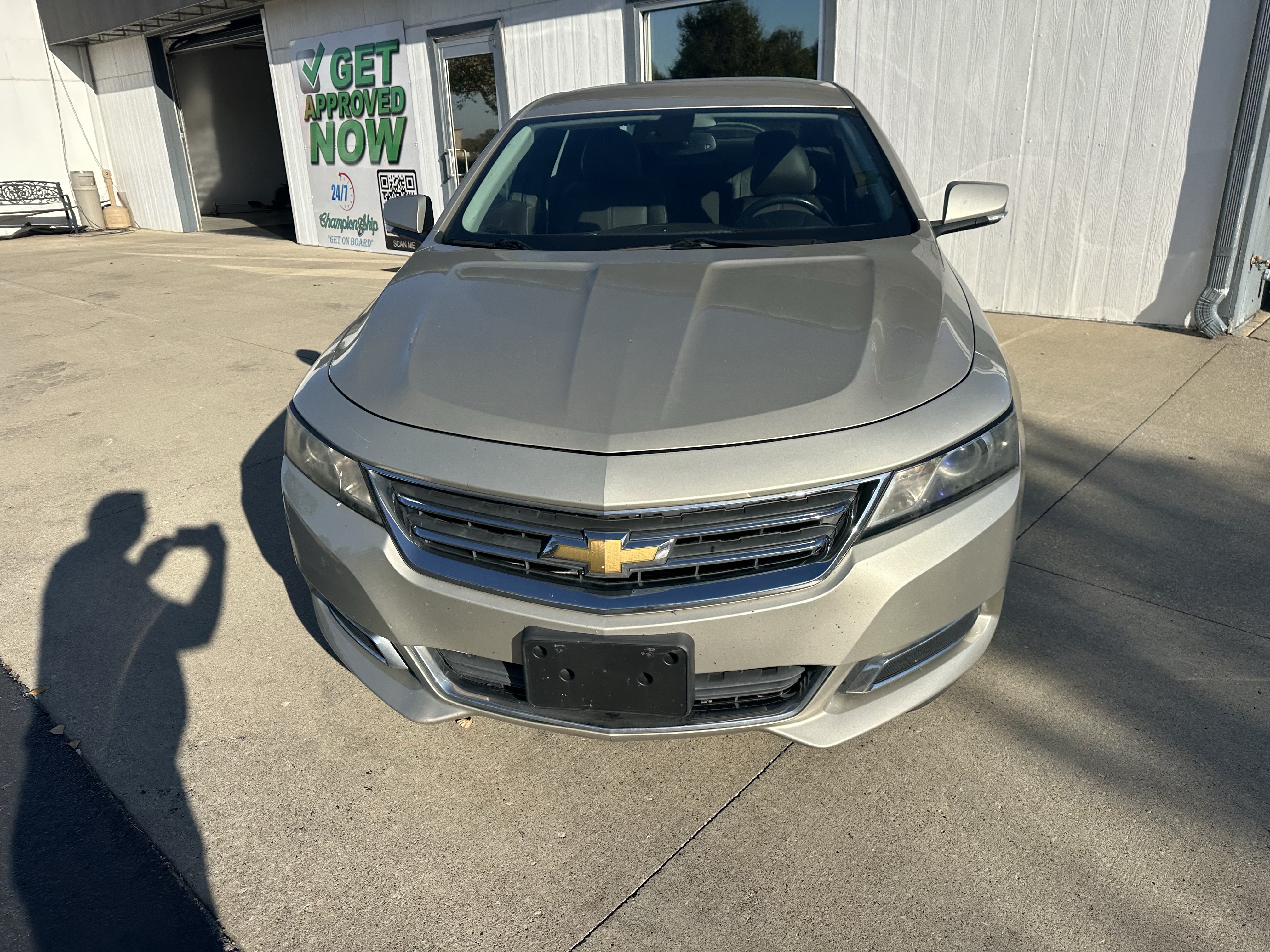 Used 2014 Chevrolet Impala LT w/ Premium Seating Package FWD image 4