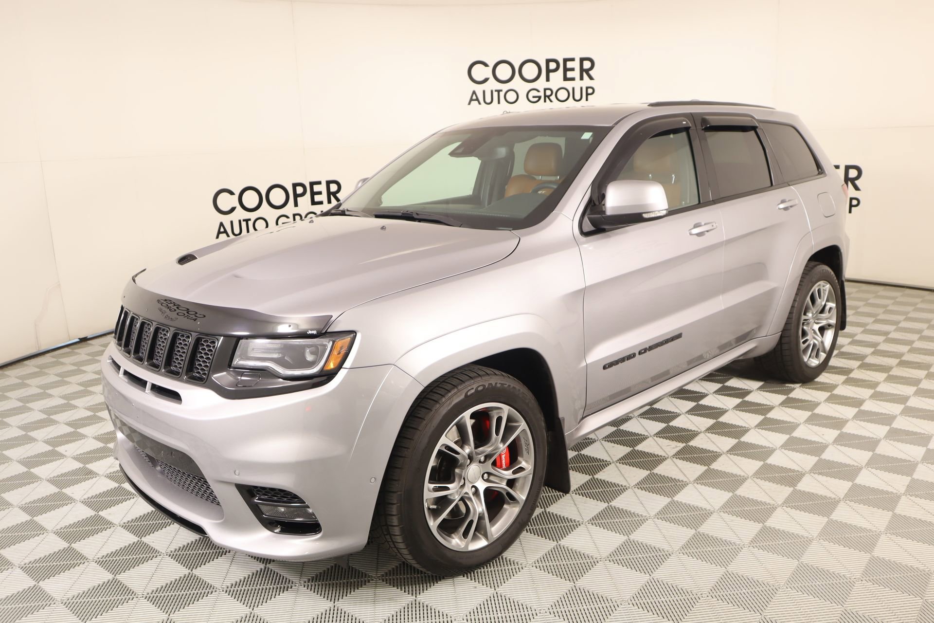 Used 2020 Jeep Grand Cherokee SRT w/ Trailer Tow Group IV image 11