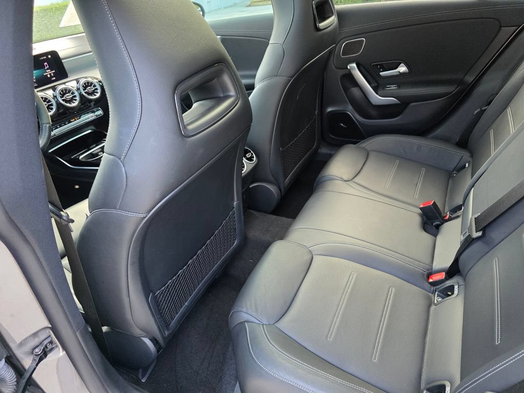 Used 2023 Mercedes-Benz CLA 35 AMG 4MATIC image 14