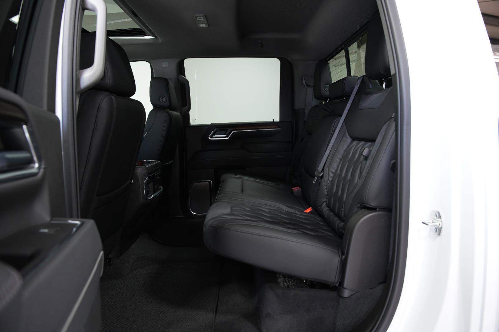 New 2025 GMC Sierra 2500 Denali w/ Denali Reserve Package image 25