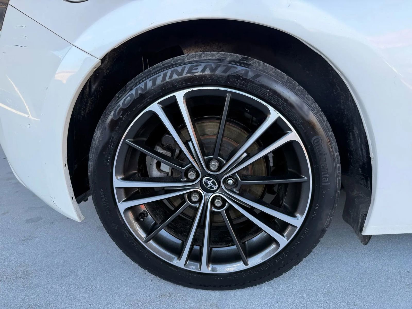 Used 2013 Scion FR-S image 11