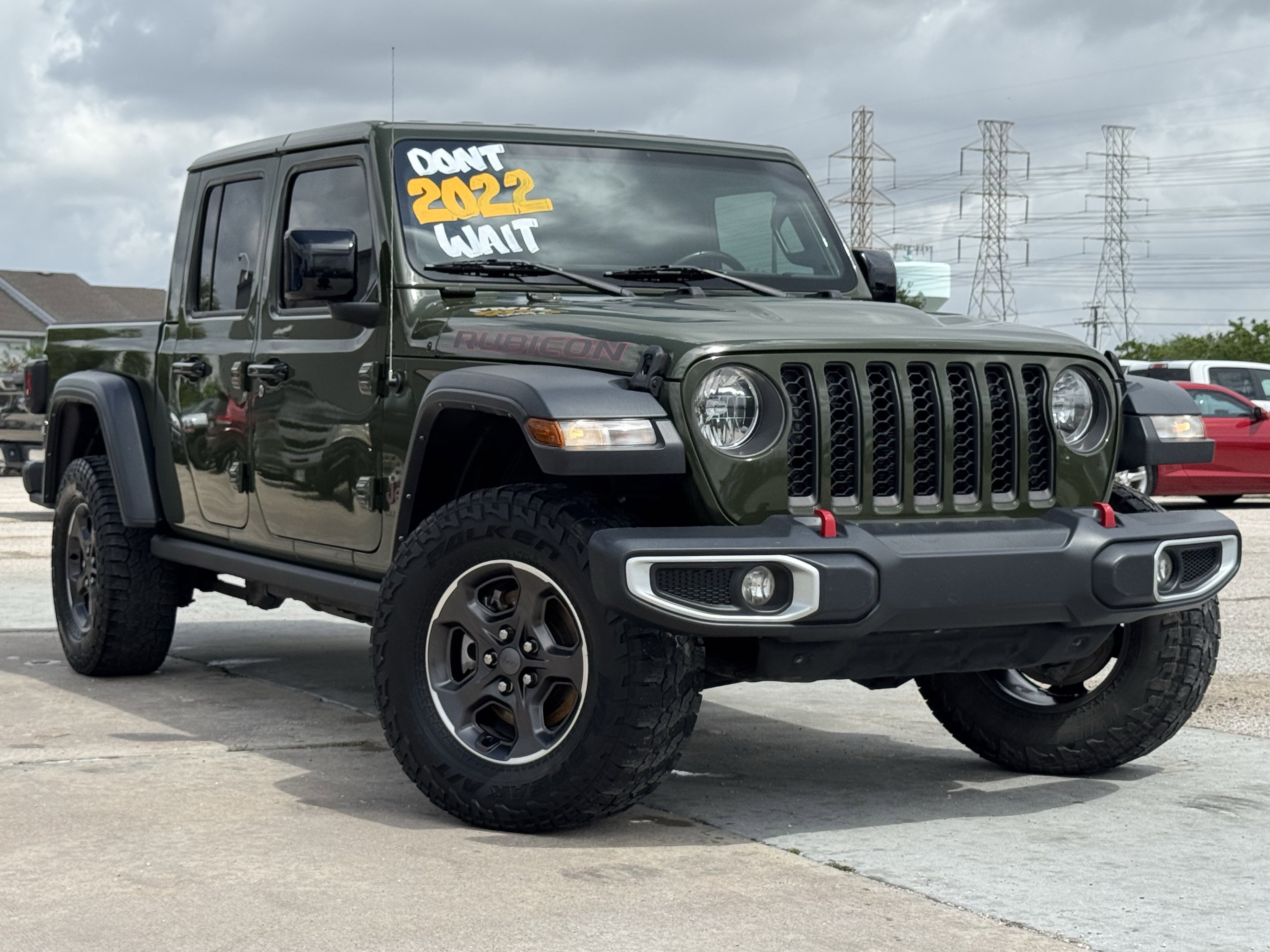 Used 2022 Jeep Gladiator Rubicon AWD/4WD image 2
