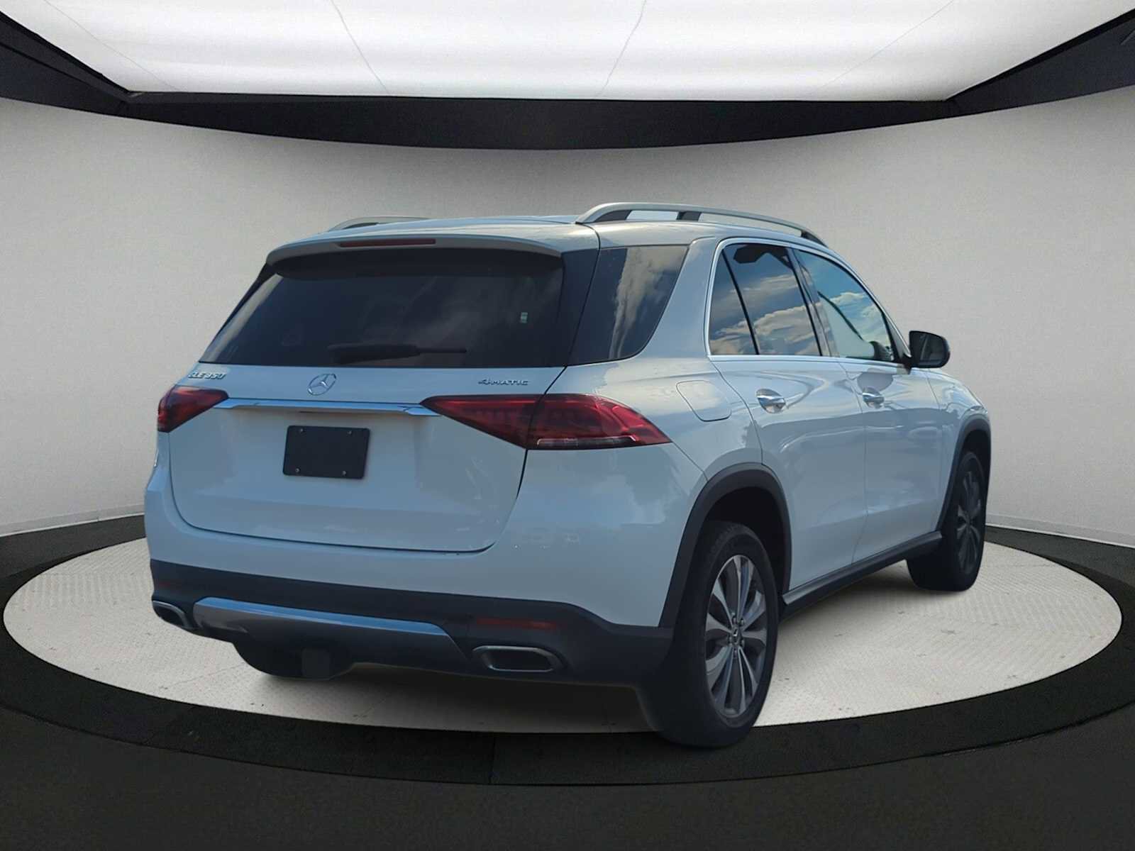 Used 2020 Mercedes-Benz GLE 350 4MATIC image 8