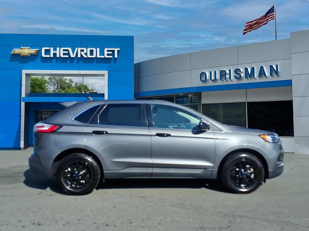 Used 2024 Ford Edge SEL image 2