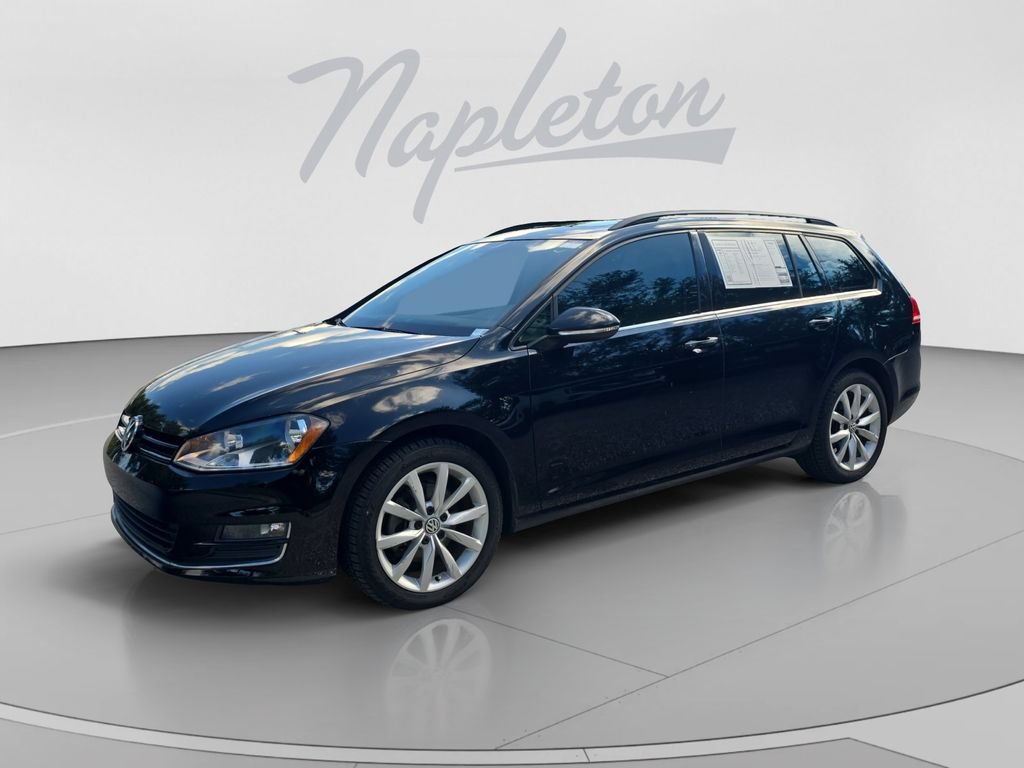 Used 2017 Volkswagen Golf SE