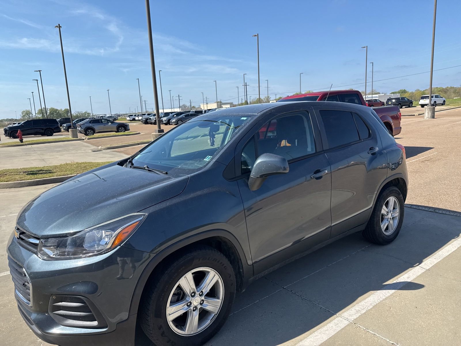 Used 2021 Chevrolet Trax LS w/ Tint and Cruise Package image 4