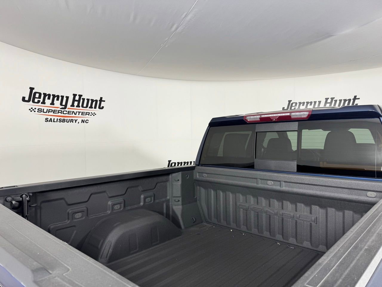 Used 2022 GMC Sierra 1500 Denali RWD image 35