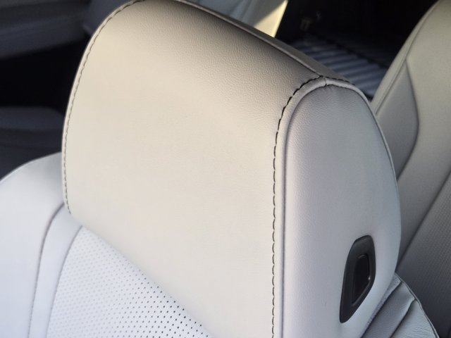 Used 2026 Acura MDX w/ Technology Package FWD image 15