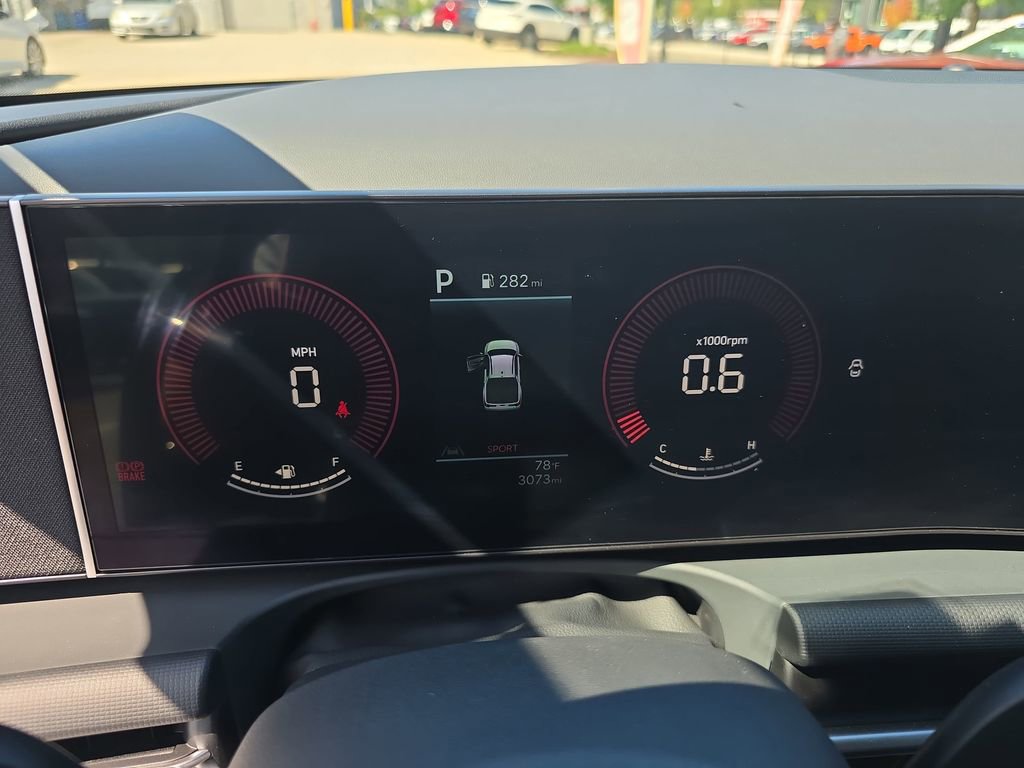 Used 2025 Hyundai Santa Cruz SEL image 17