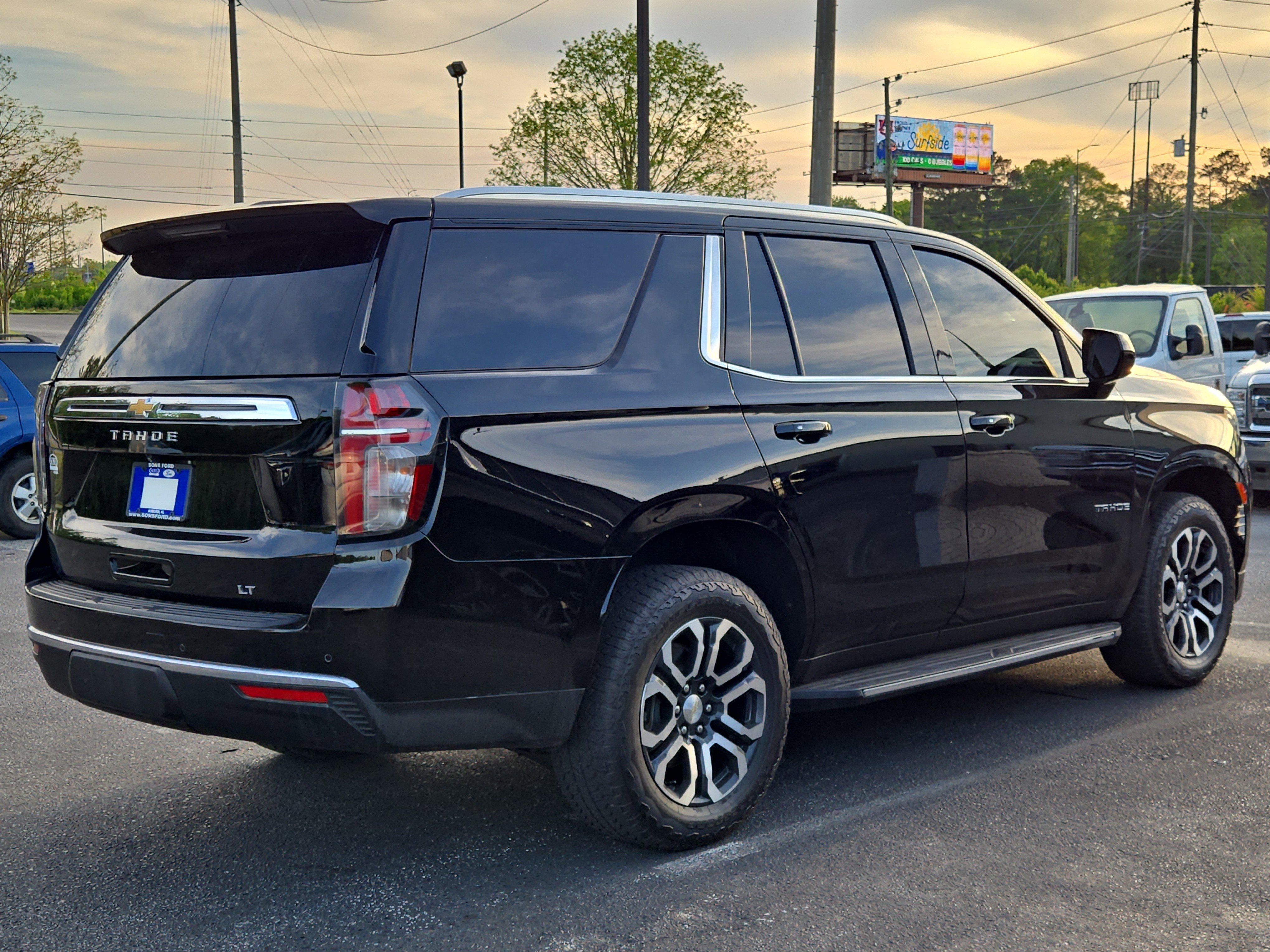Used 2021 Chevrolet Tahoe LT image 4
