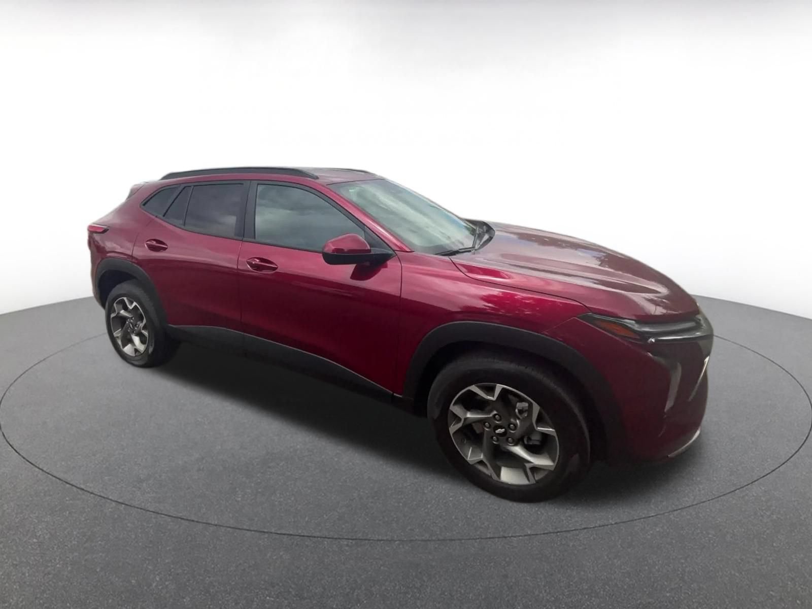 Used 2025 Chevrolet Trax LT w/ LT Convenience Package FWD video 2