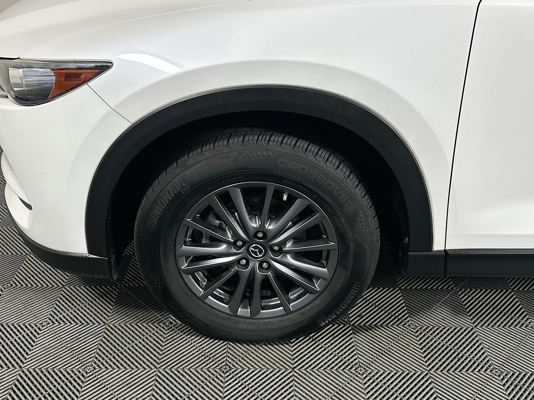 Used 2019 MAZDA CX-5 Touring FWD image 11