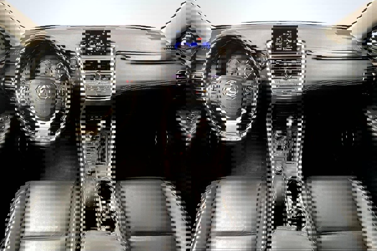 Used 2015 Lexus NX 200t F Sport image 16