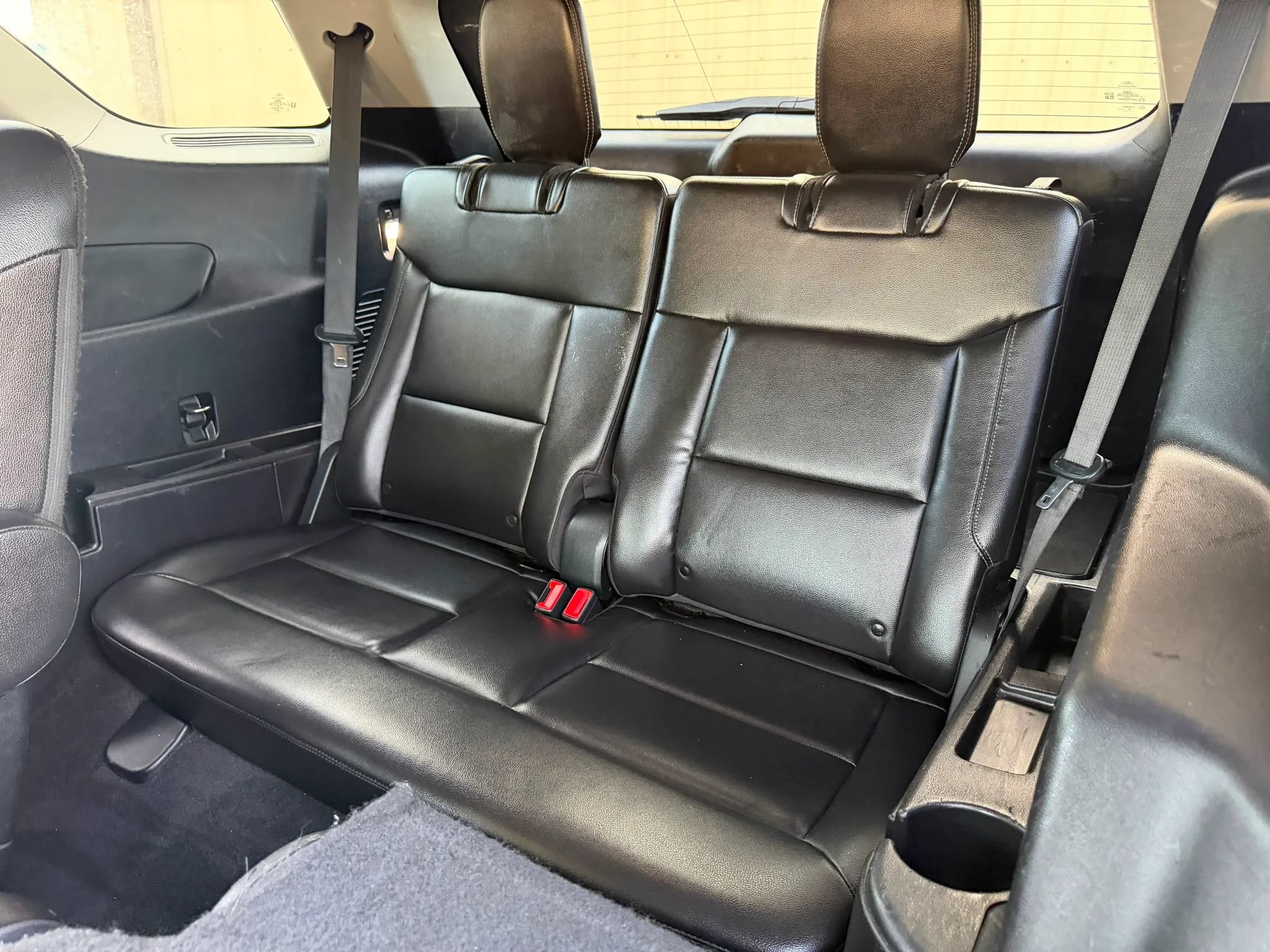 Used 2020 Ford Explorer XLT w/ Equipment Group 202A AWD/4WD image 24