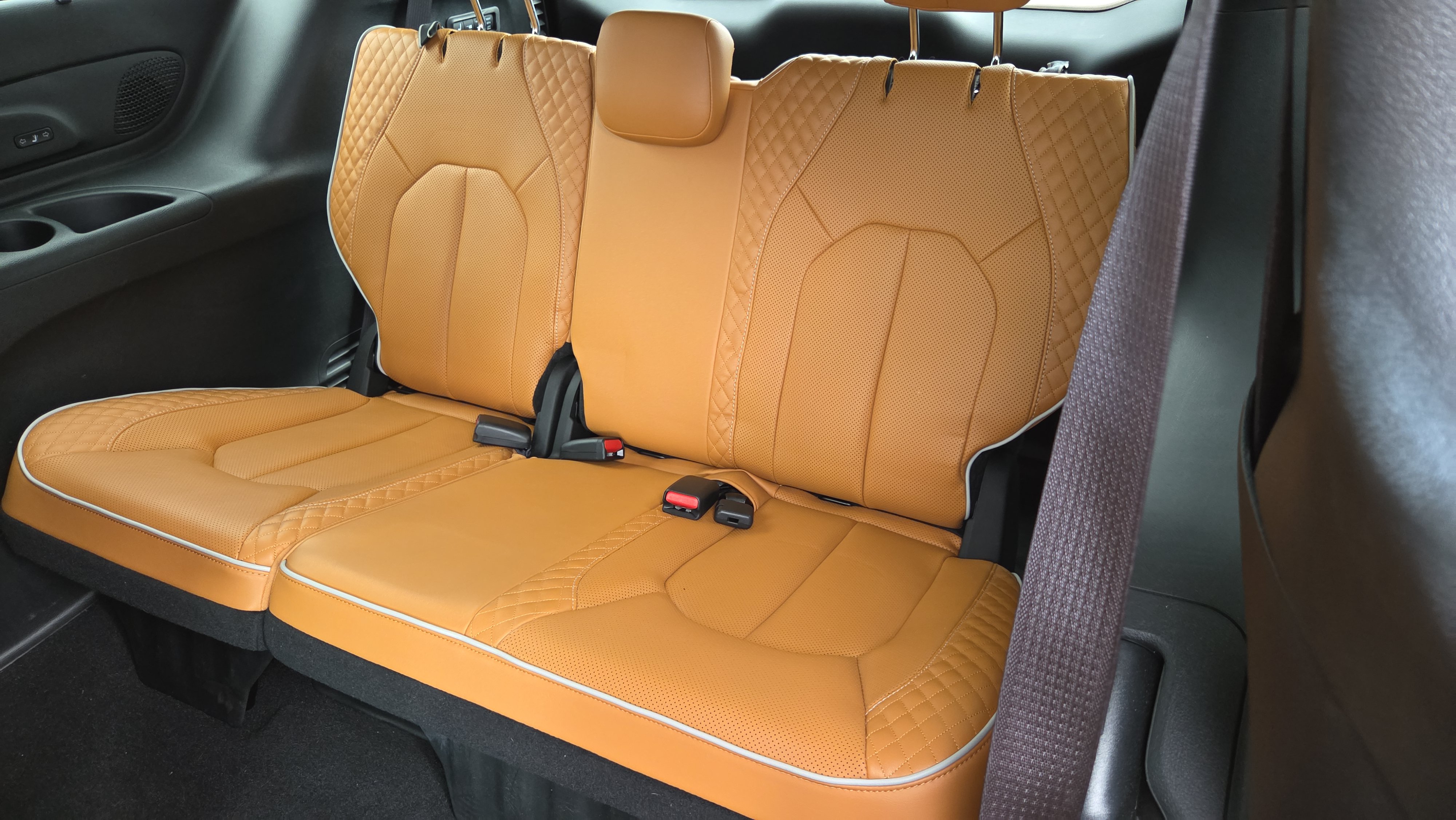 Used 2022 Chrysler Pacifica Pinnacle FWD image 12