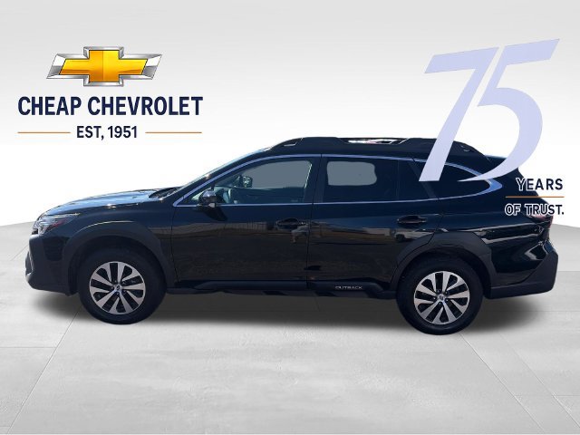 Used 2023 Subaru Outback Premium AWD/4WD image 2