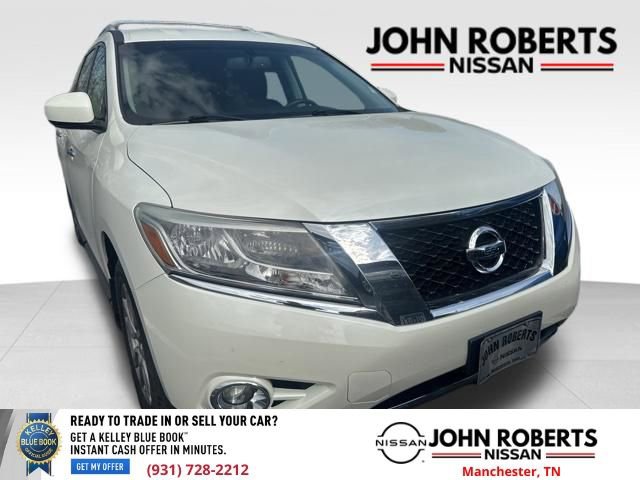 Used 2015 Nissan Pathfinder SV w/ Trailer Tow Package image 8
