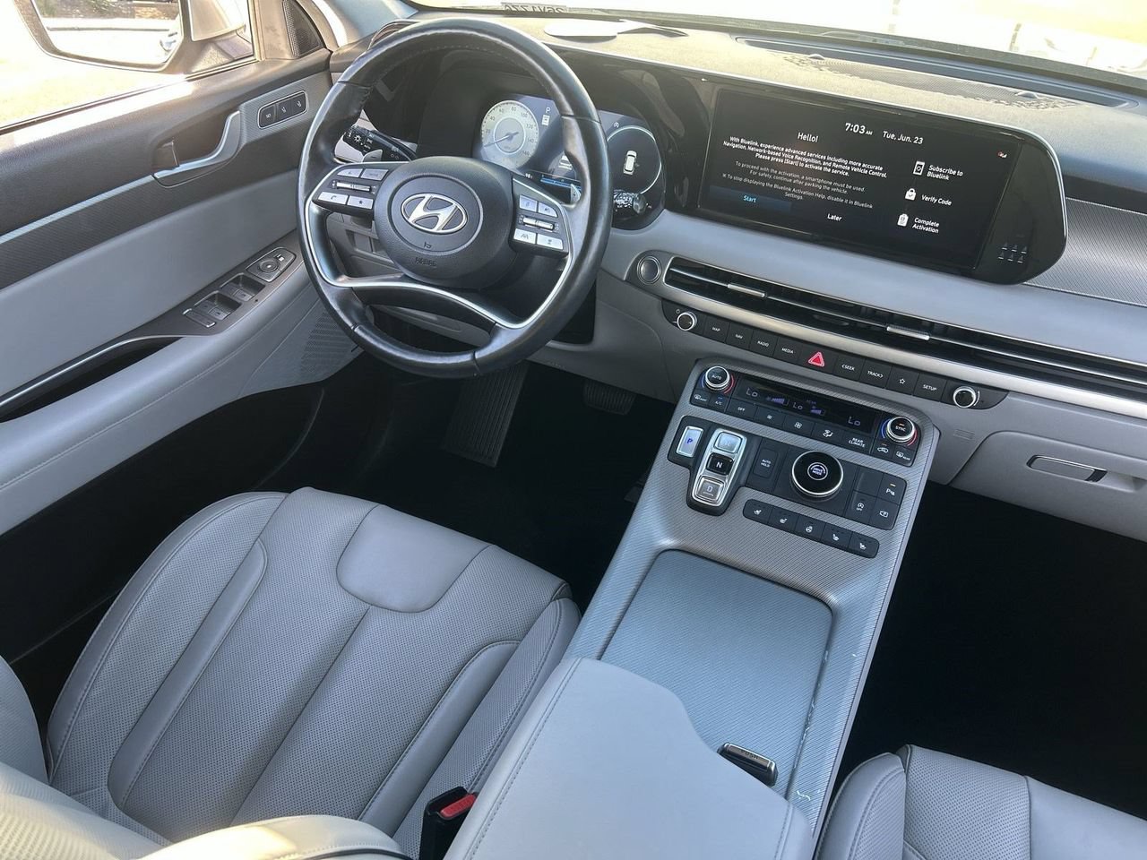 Used 2024 Hyundai Palisade SEL FWD image 12