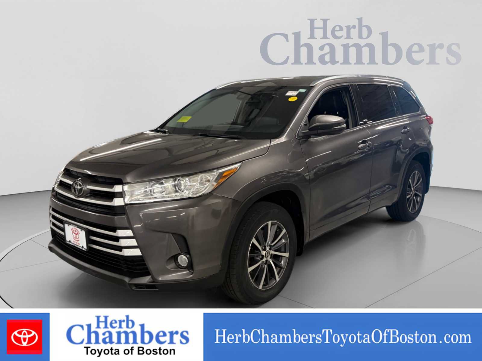 Certified 2017 Toyota Highlander XLE AWD/4WD image 9