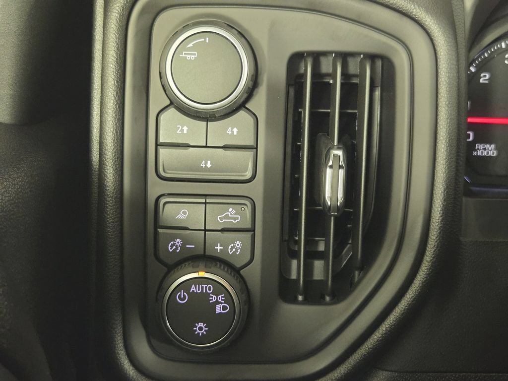 New 2026 Chevrolet Silverado 2500 Custom w/ Custom Value Package AWD/4WD image 22