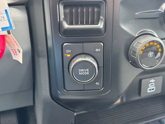 New 2025 Ford F550 4x4 Regular Cab Super Duty image 21
