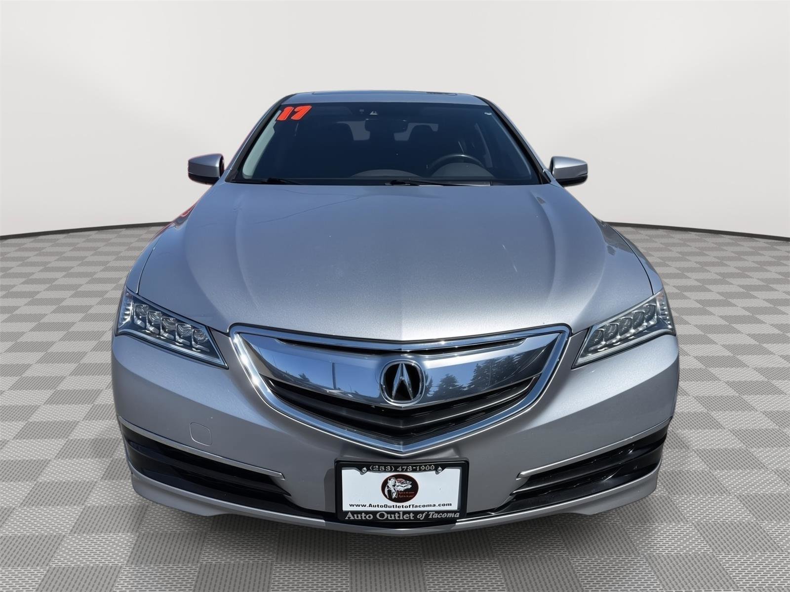 Used 2017 Acura TLX w/ Technology Package image 3