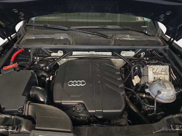 Used 2024 Audi Q5 2.0T Premium Plus AWD/4WD image 33