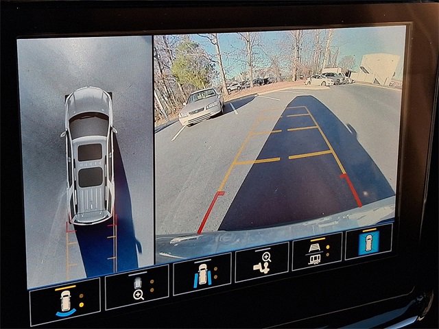 Used 2023 Chevrolet Traverse High Country image 19