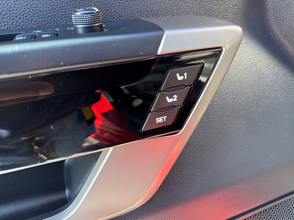 Used 2022 Toyota Tundra Limited w/ TRD Off-Road Package image 11