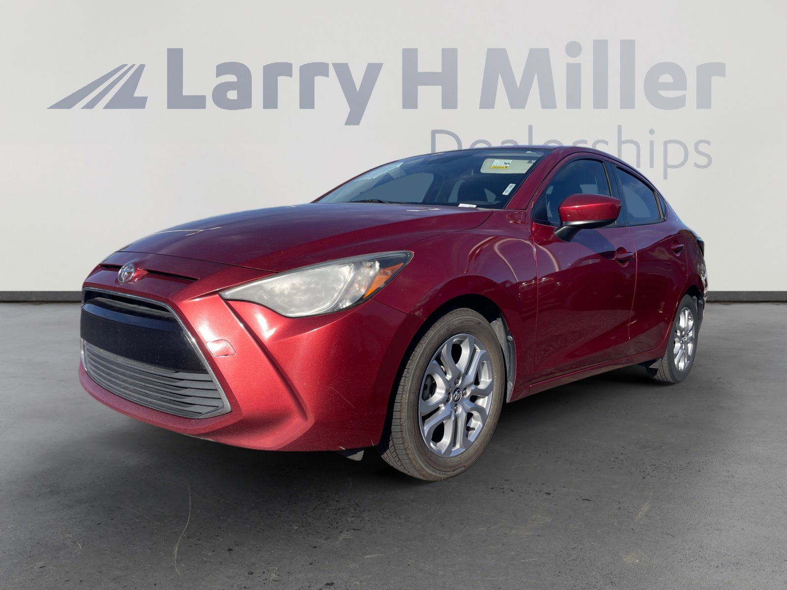 Used 2017 Toyota Yaris iA FWD image 1