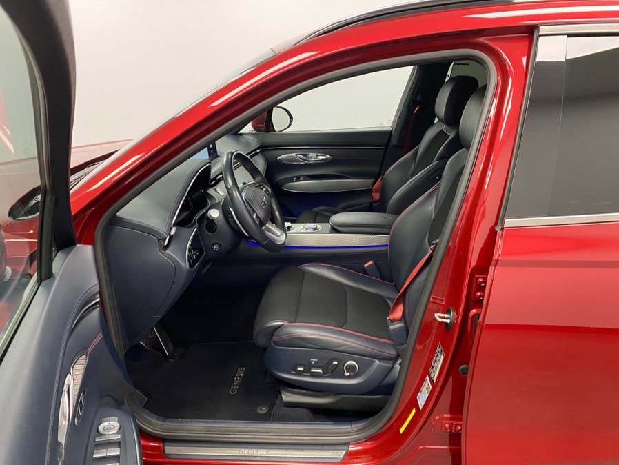 Used 2023 Genesis GV70 2.5T w/ Sport Prestige Package image 20